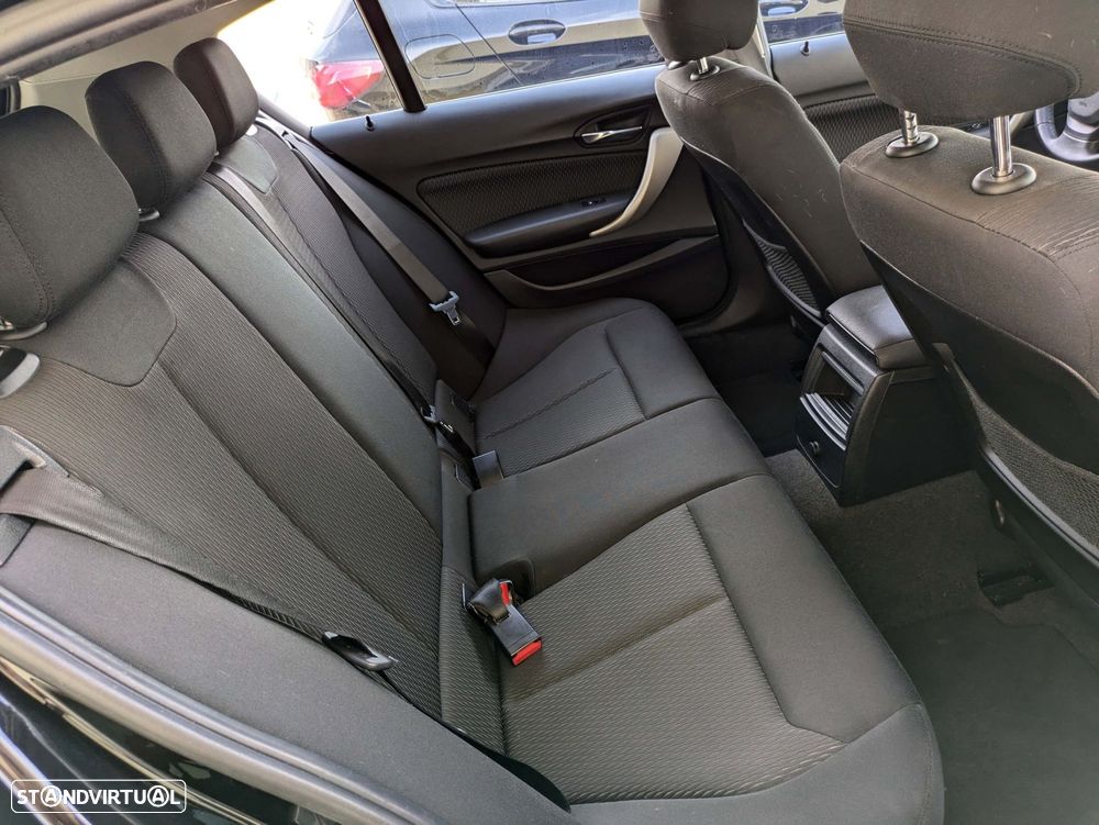 BMW 116 d Advantage Auto - 12