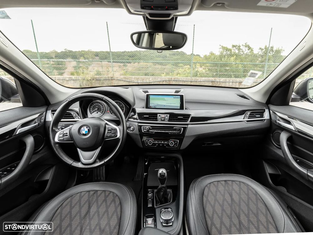 BMW X1 sDrive18d xLine - 6