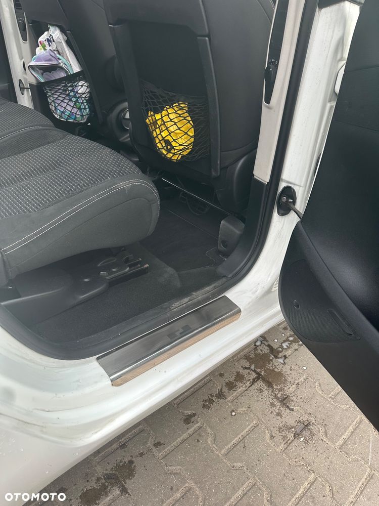 Citroën C4 Picasso - 6