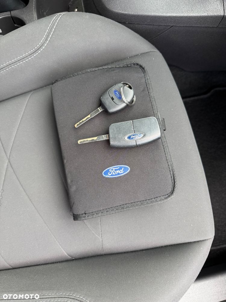 Ford Fiesta 1.0 Ambiente - 23
