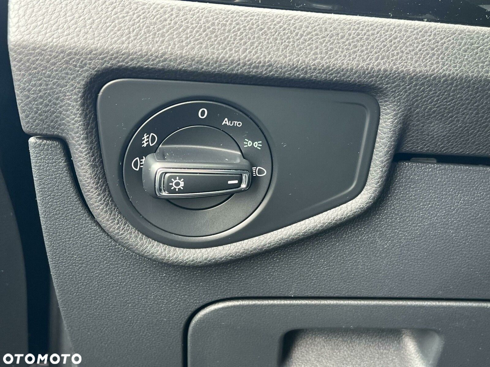 Volkswagen Touran - 17
