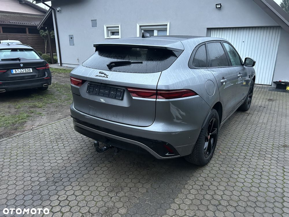 Jaguar F-Pace P250 AWD R-Dynamic Black - 5