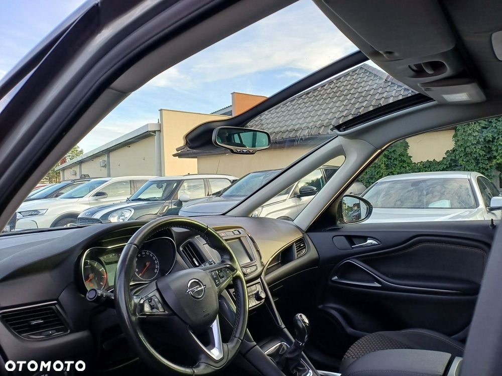 Opel Zafira Tourer 1.4 Turbo Innovation - 16