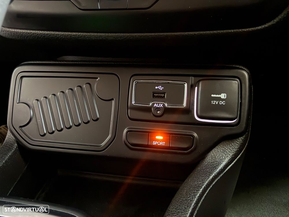 Jeep Renegade 1.3 T Night Eagle DCT - 22