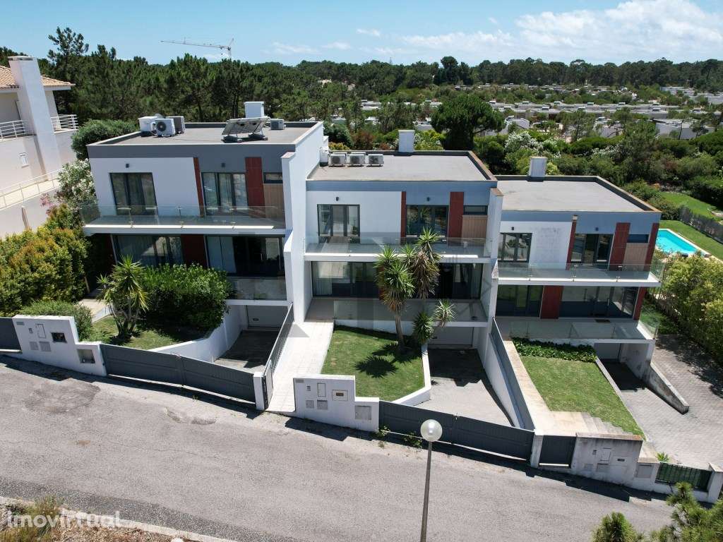 Moradia V4 com Piscina para Venda em Soltroia, Troia - Grande imagem: 3/45