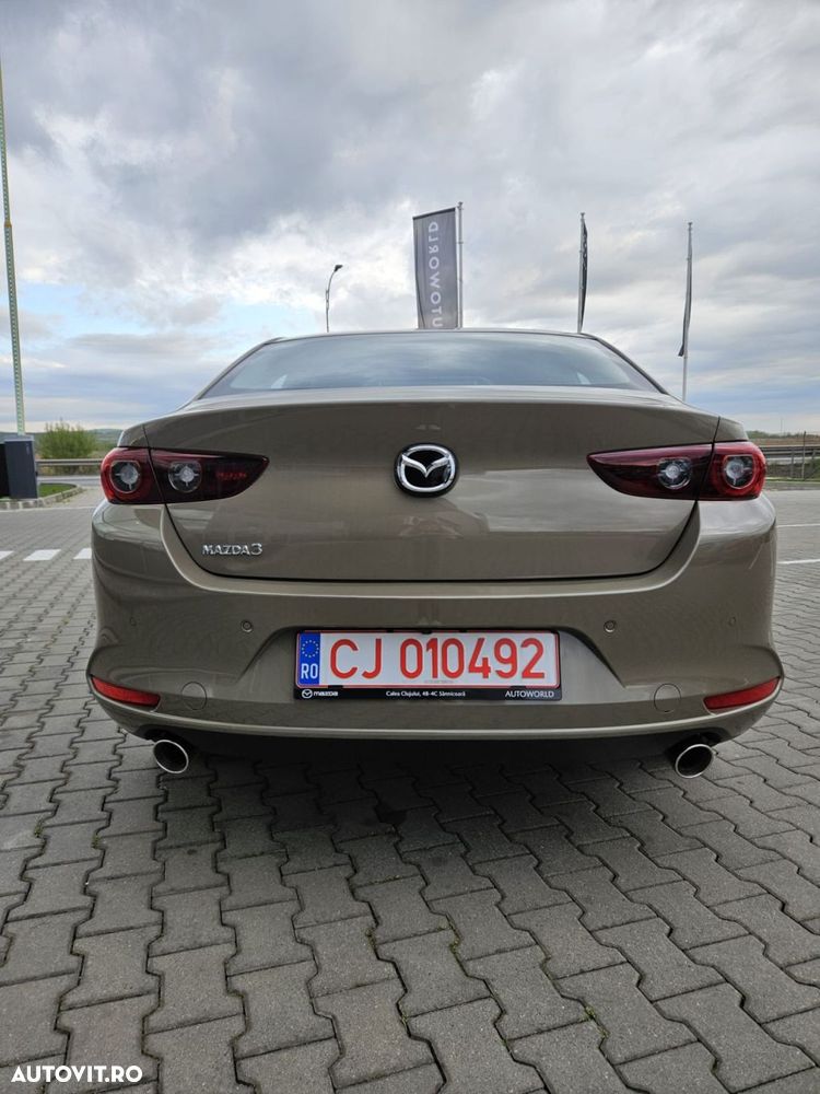 Mazda 3 e-Skyactiv X186 AT MHEV Center-Line - 3