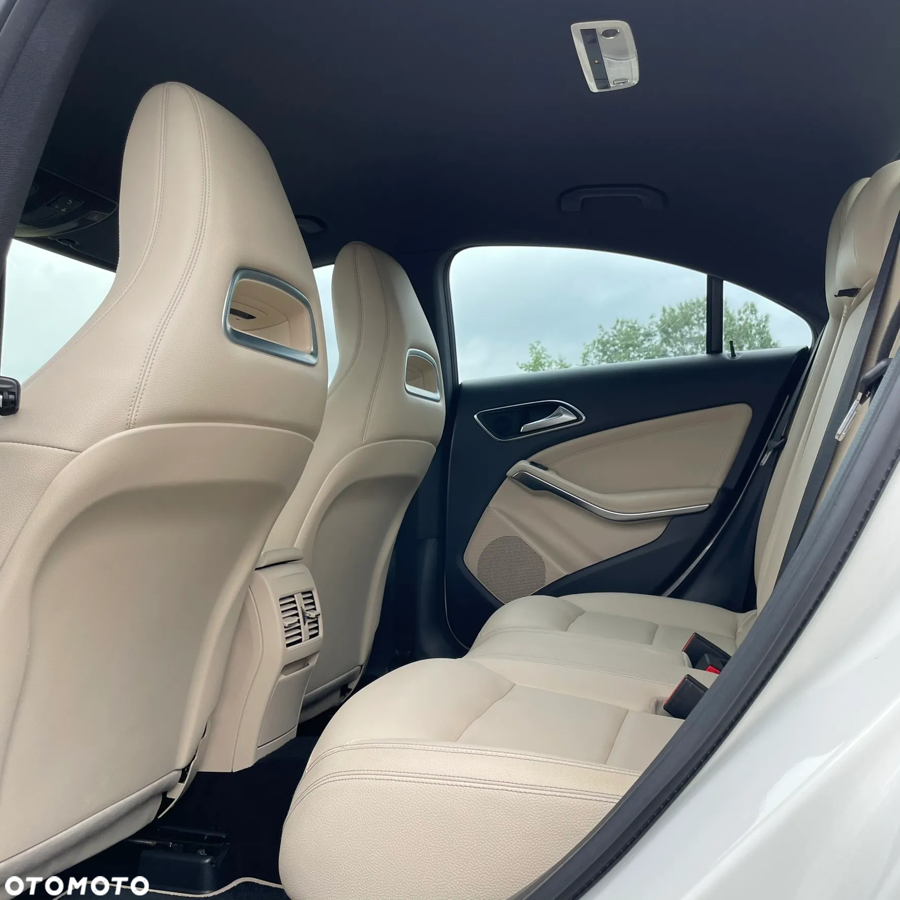 Mercedes-Benz CLA 250 7G-DCT Sport - 8