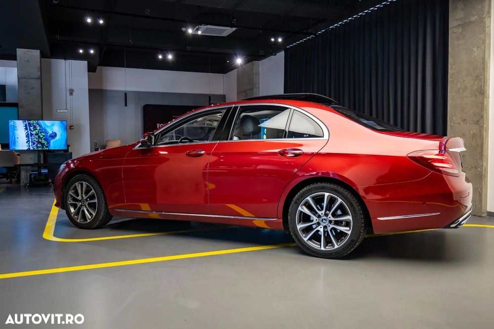 Mercedes-Benz E 220 d 4MATIC Aut. - 6