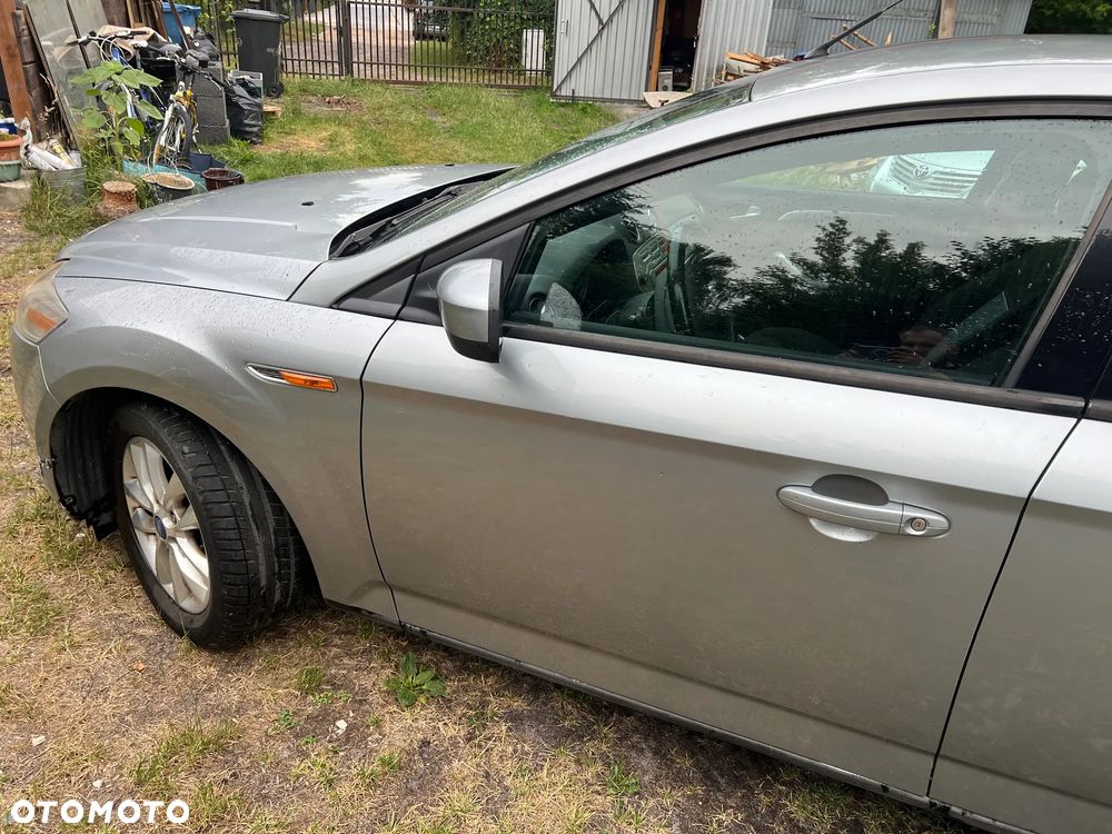 Ford Mondeo 2.5 Ghia - 3