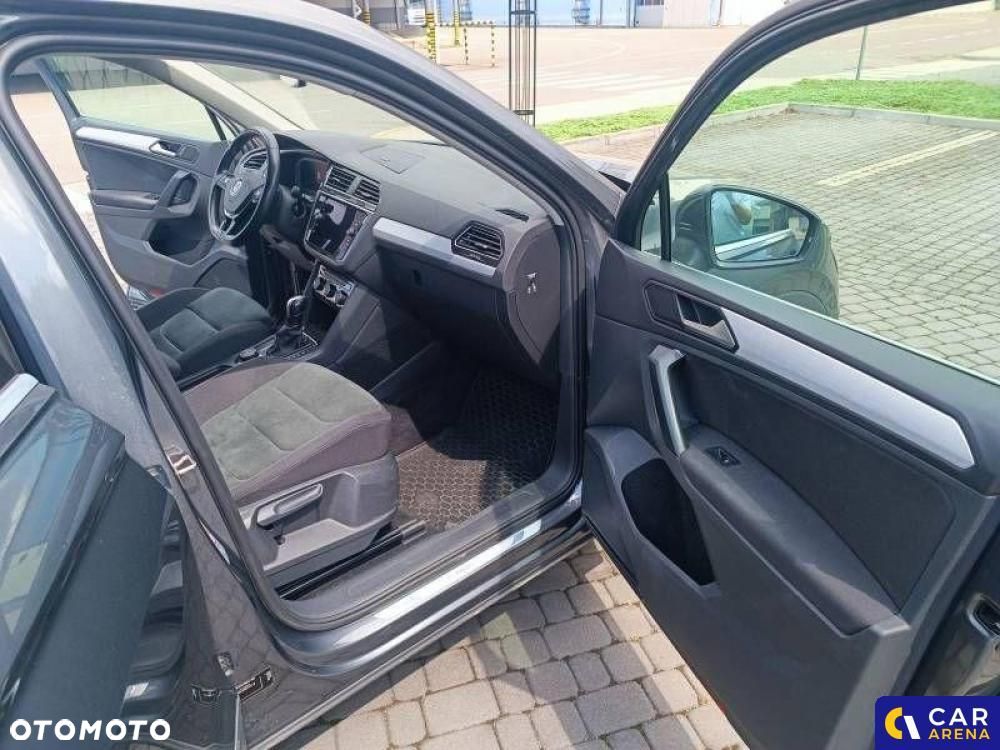 Volkswagen Tiguan - 31