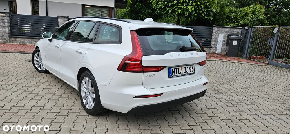 Volvo V60 D3 Geartronic Momentum - 9
