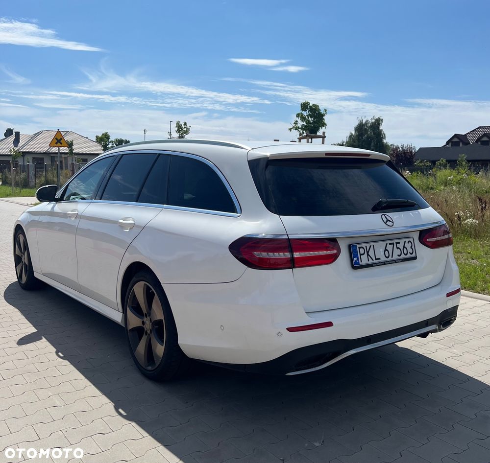 Mercedes-Benz Klasa E 220 d 9G-TRONIC - 6