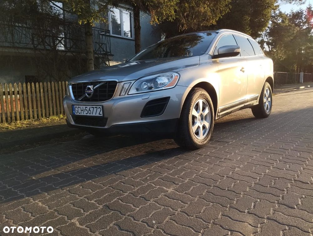 Volvo XC 60 D4 Momentum - 5