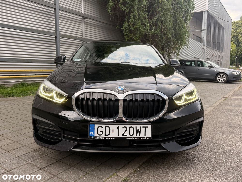 BMW Seria 1 118i - 4