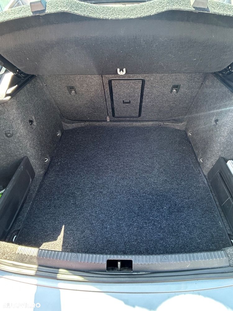Skoda Octavia 1.6 TDI AMBITION - 29