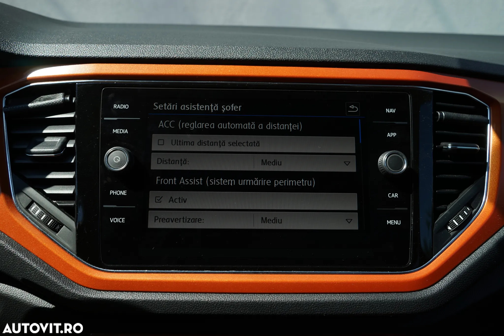 Volkswagen T-ROC 2.0 TDI 4Mot DSG Sport - 25
