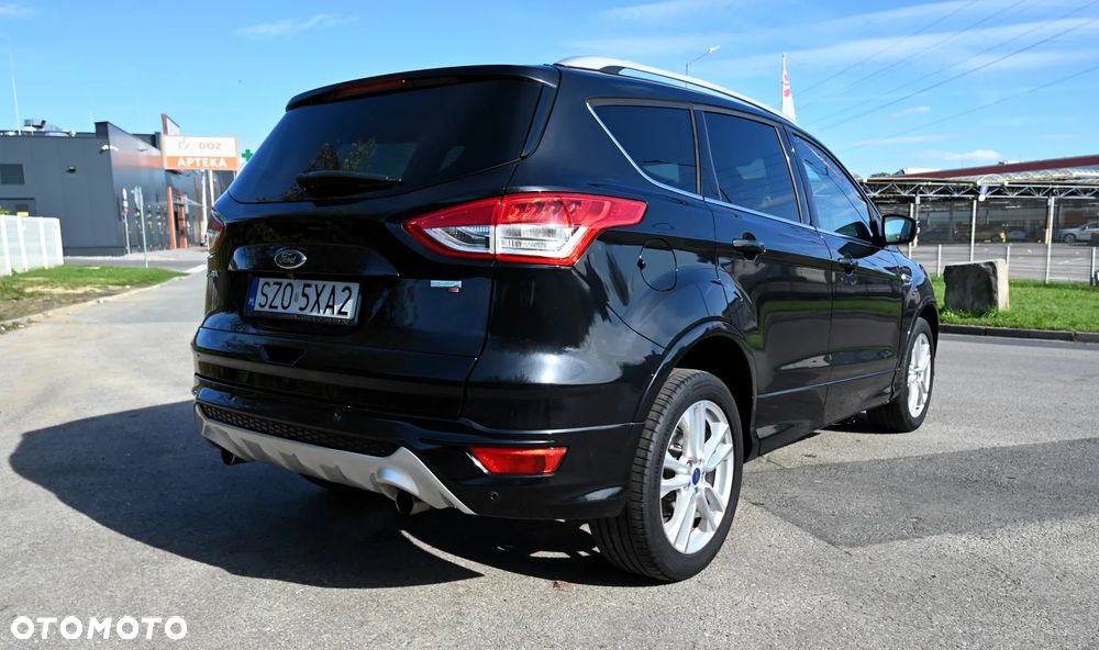 Ford Kuga - 12
