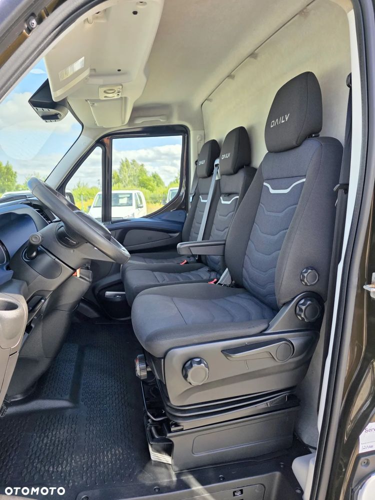 Iveco 35-160 2,3 HPI 160 KONNY MAX MAXI KLIMA 2 X BOCZNE DRZWI WEBASTO LEDY HIMATIC 8 BIEGOWY GWARANCJA 4,8M PAKA - 13