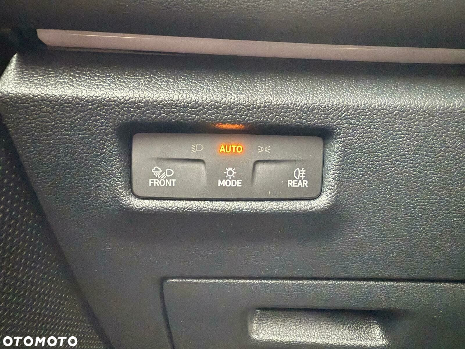 Volkswagen Tiguan - 25
