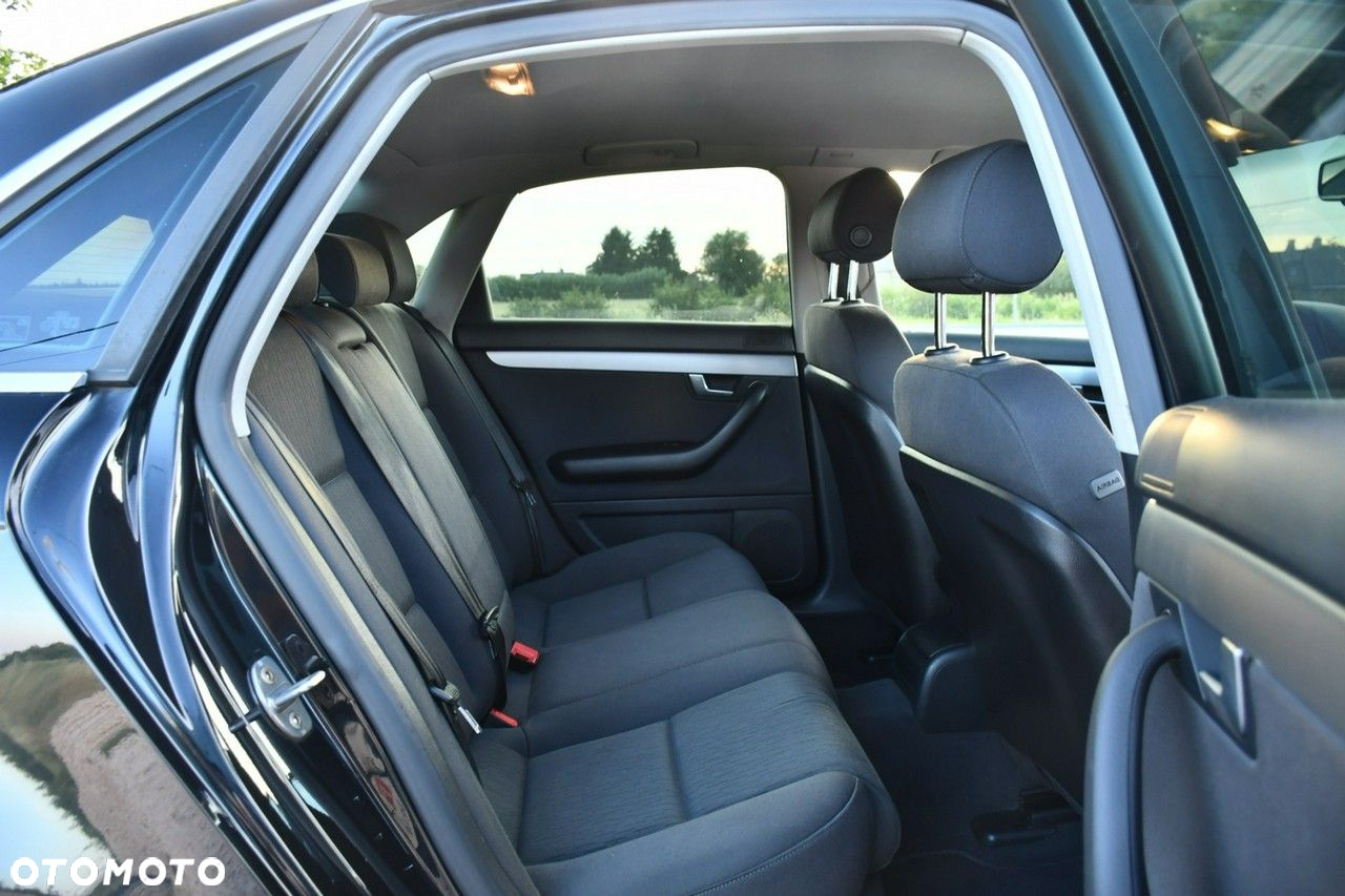 Audi A4 2.0 - 33