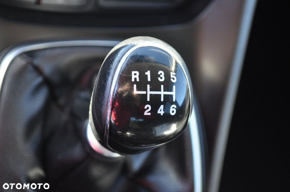 Ford Grand C-MAX - 15