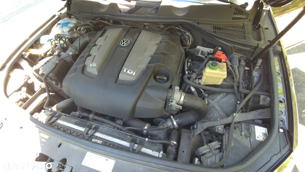 Volkswagen Touareg 3.0 V6 TDI BMT Terrain Tech - 24