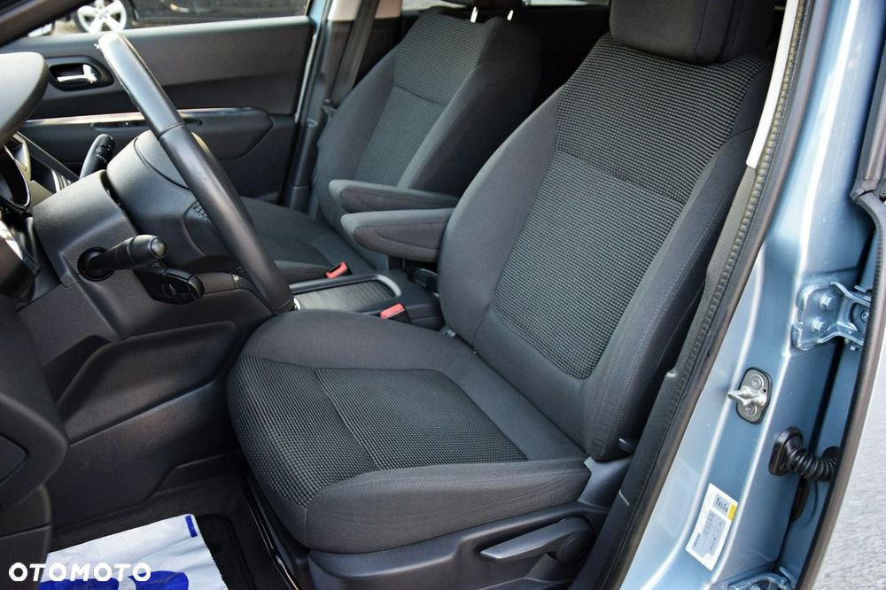 Peugeot 5008 - 30