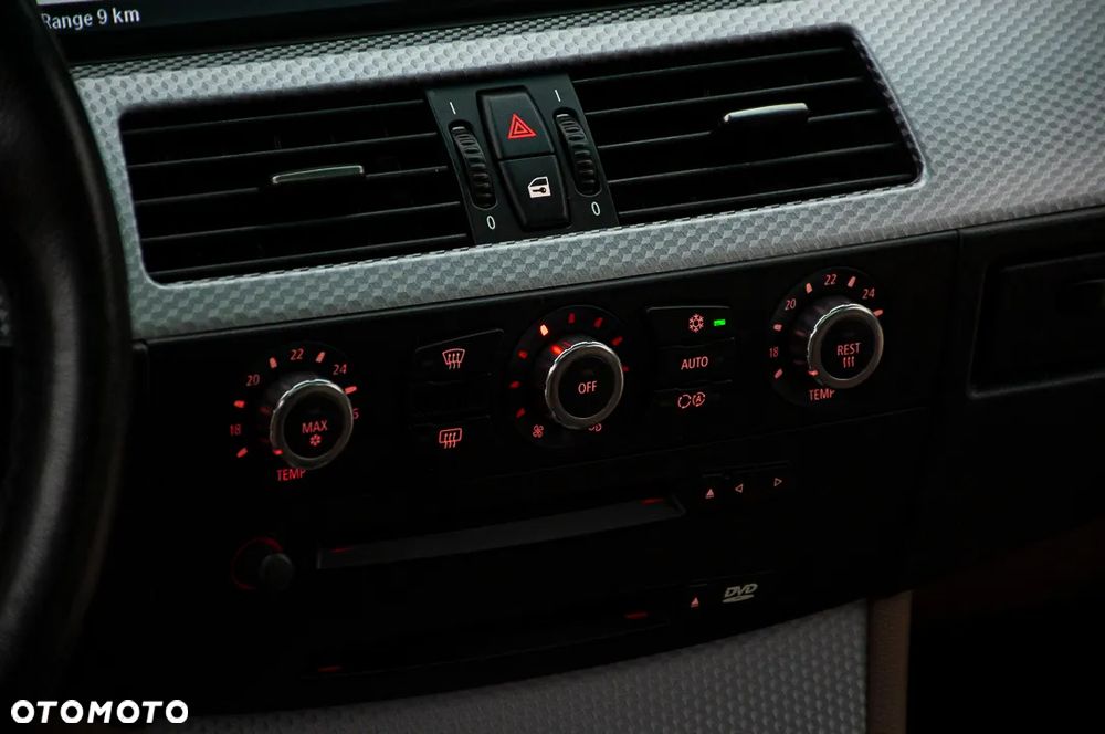 BMW Seria 5 530i SMG - 37
