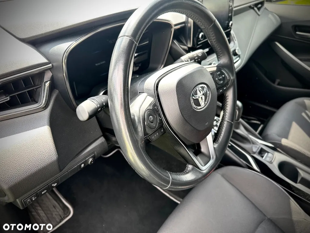 Toyota Corolla 1.8 Hybrid Comfort - 21