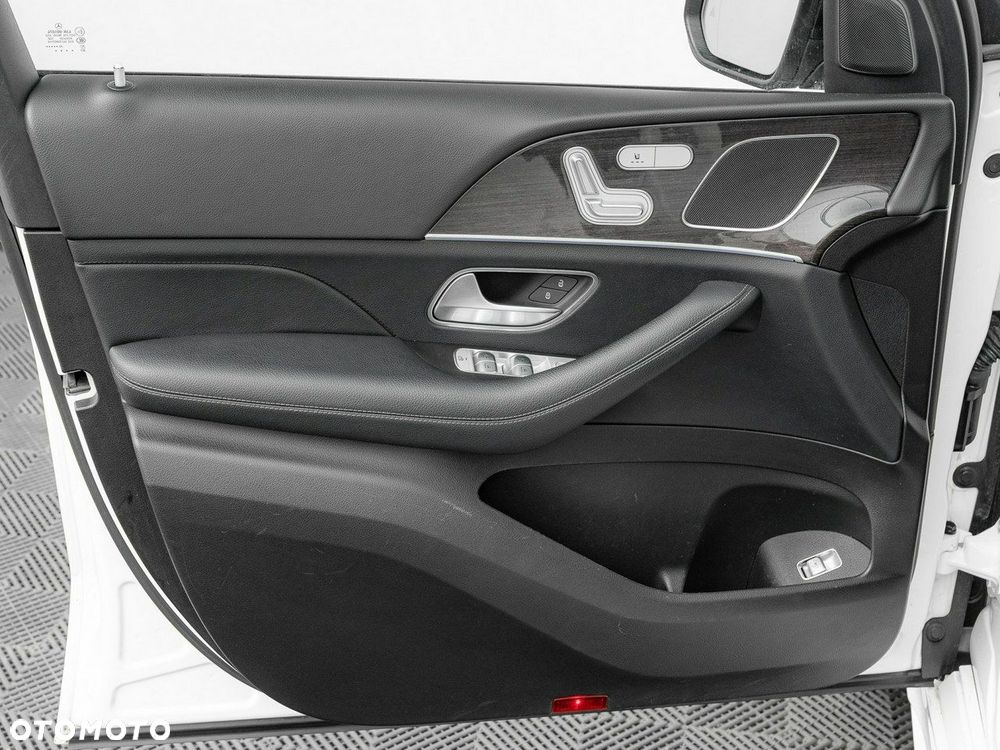 Mercedes-Benz GLE - 13