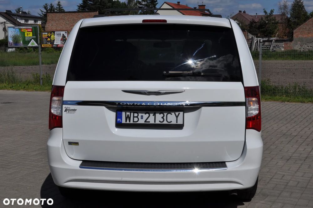 Chrysler Town & Country 3.6 Touring - 7
