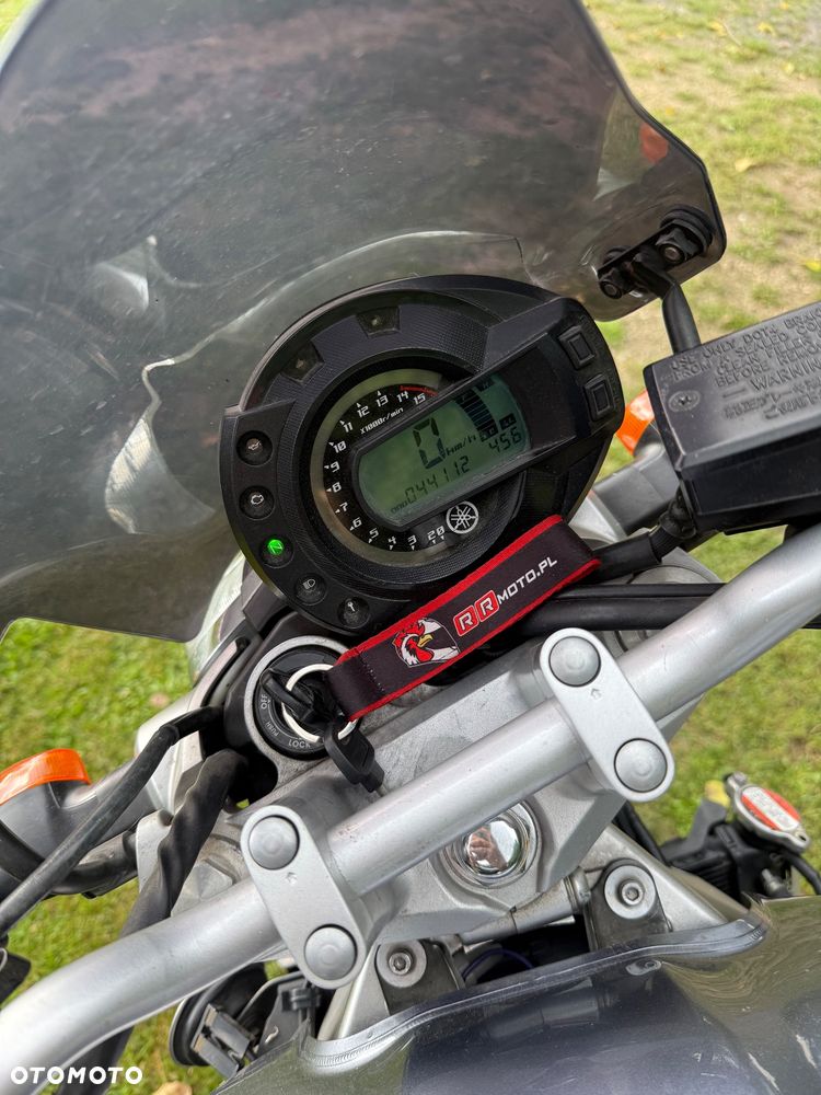 Yamaha FZ6 - 4