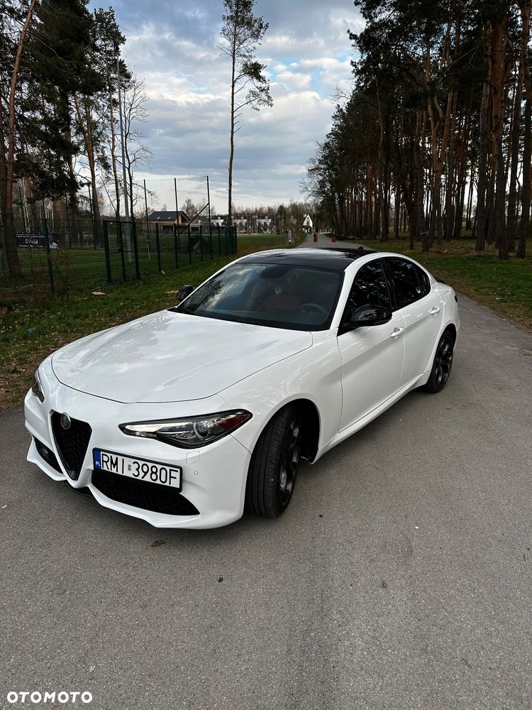 Alfa Romeo Giulia 2.0 Turbo 16V AT8 Veloce Ti - 1