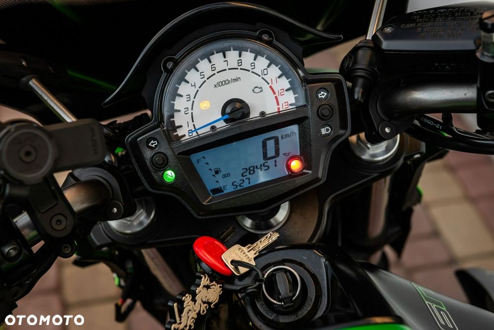 Kawasaki ER - 8