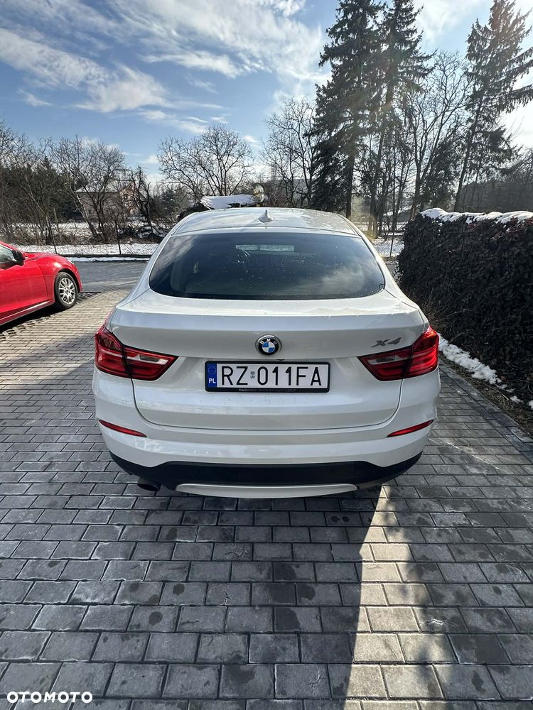 BMW X4 xDrive20i - 18