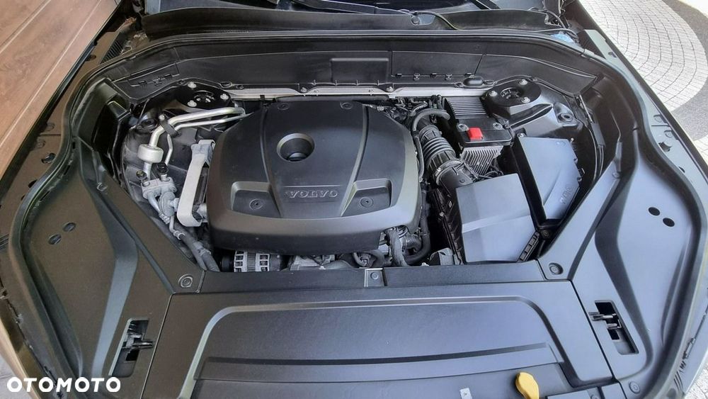 Volvo XC 90 - 13