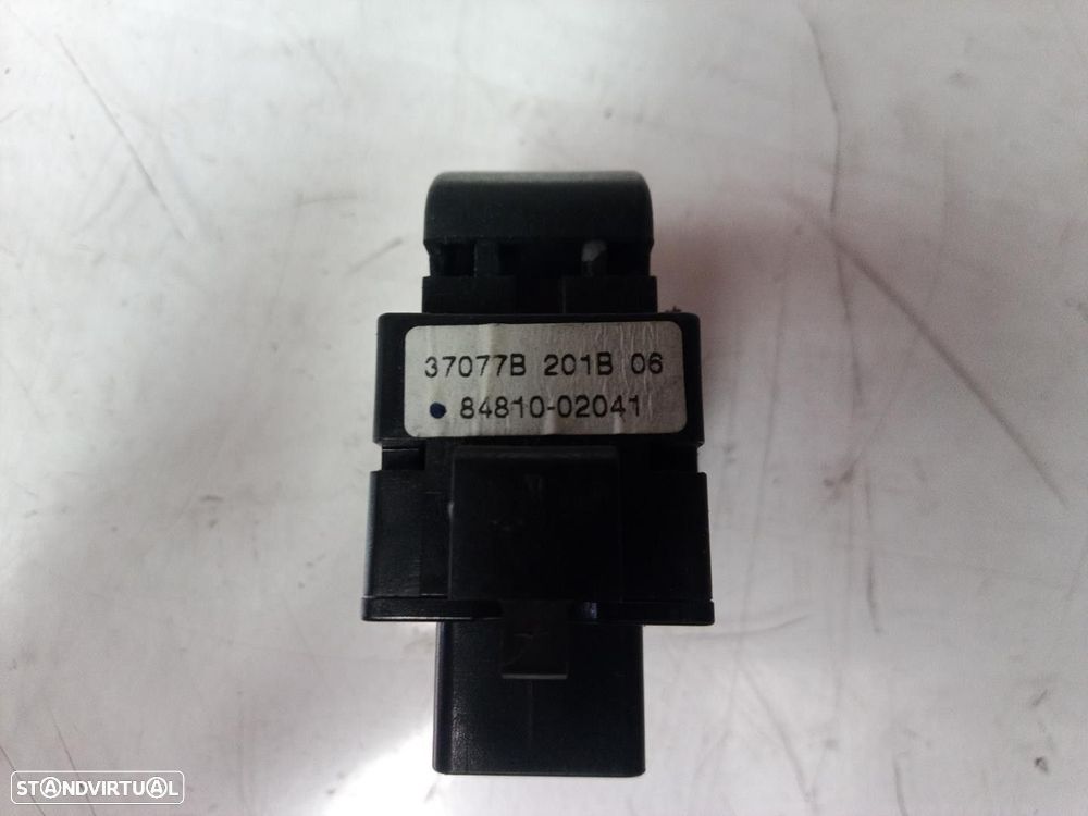 COMANDO ELEVADOR DE VIDRO FRONTAL DIREITO TOYOTA COROLLA 2006 -84810 - 3