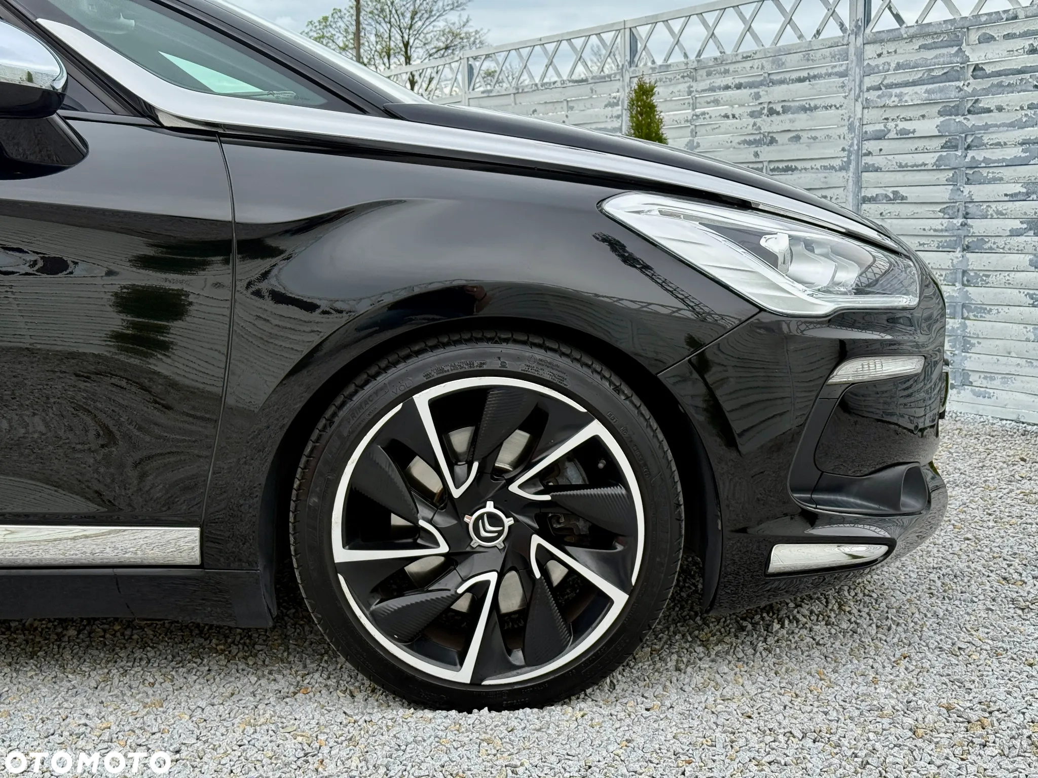 Citroën DS5 THP 200 SoChic - 32
