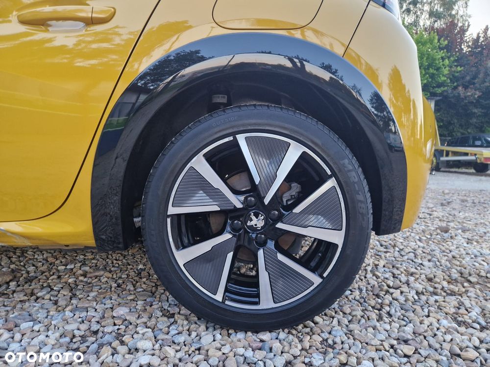 Peugeot 208 - 27