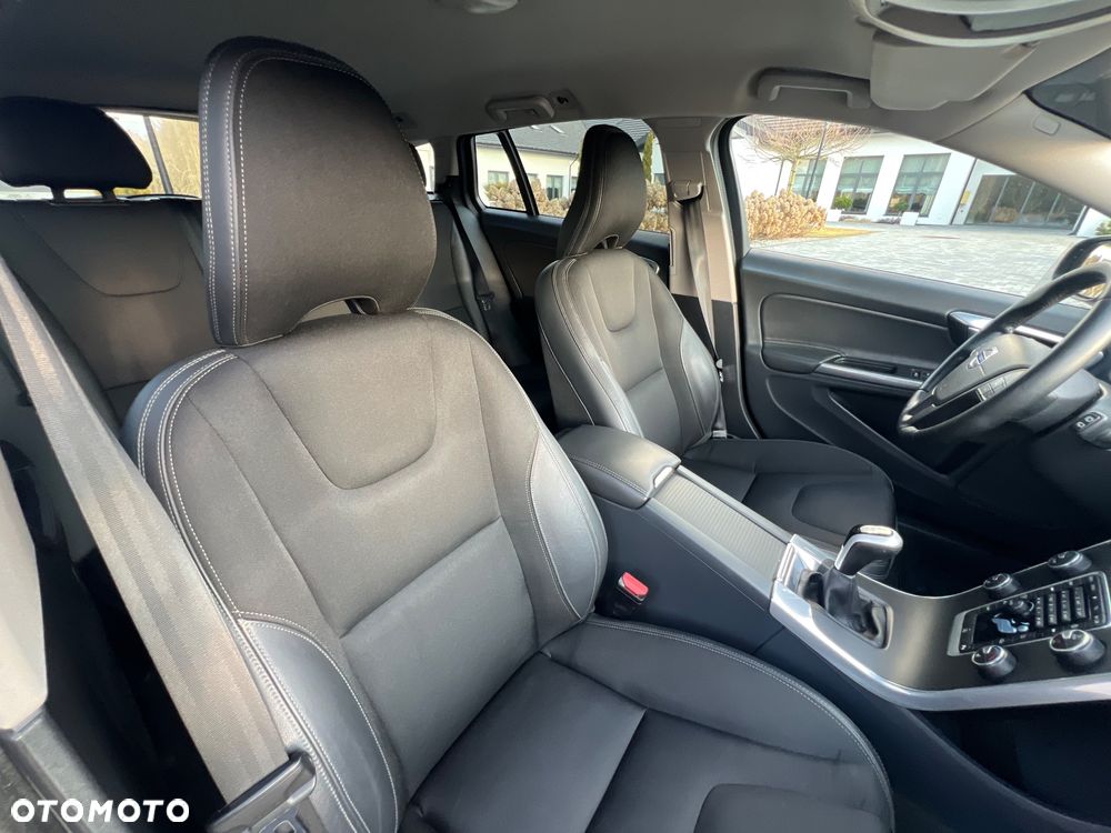 Volvo V60 - 16