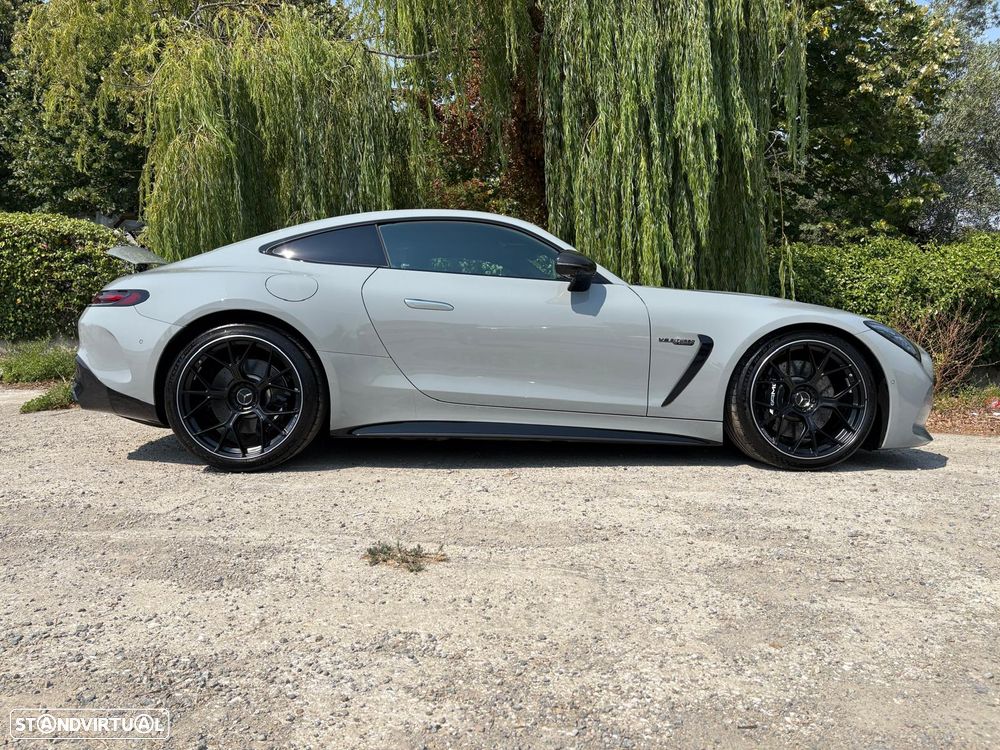 Mercedes-Benz AMG GT 63 4MATIC+ 2D Speedshift MCT 9G - 49