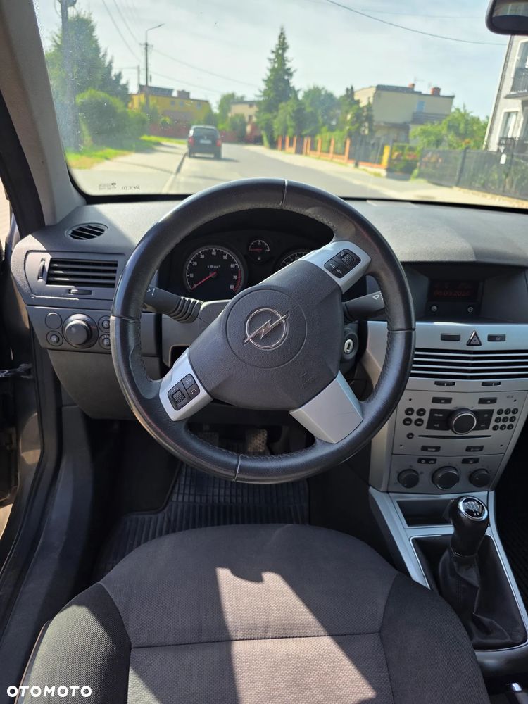 Opel Astra 1.6 - 11