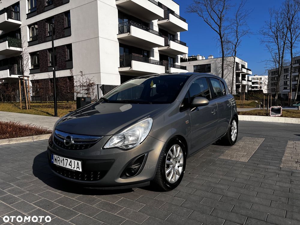 Opel Corsa 1.2 16V Cosmo - 7