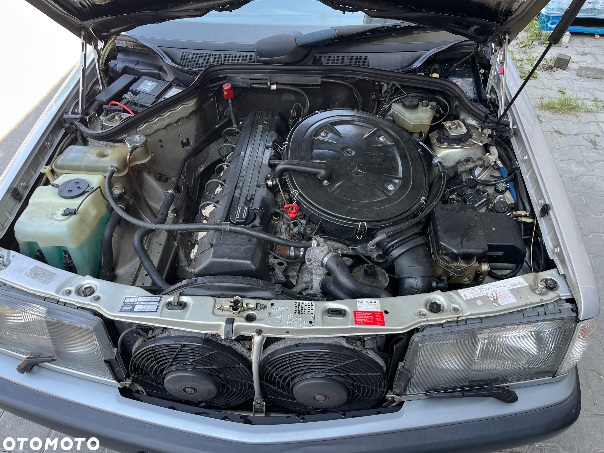 Mercedes-Benz W201 (190) - 23