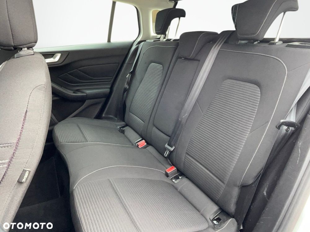 Ford Focus - 14
