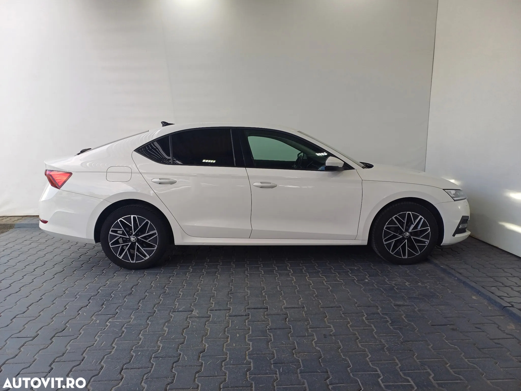 Skoda Octavia 2.0 TDI Ambition - 33