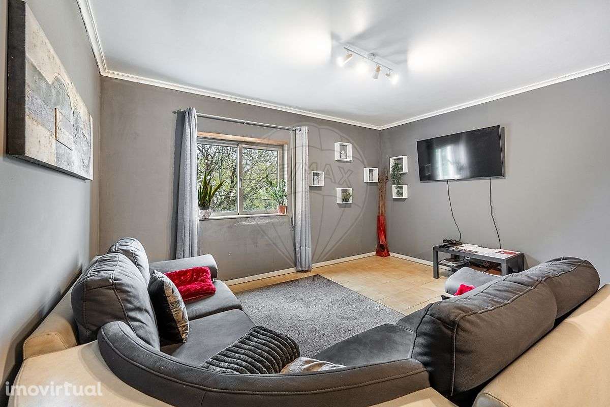 Apartamento T3 próximo do centro de Braga, em Real! - Grande imagem: 2/19