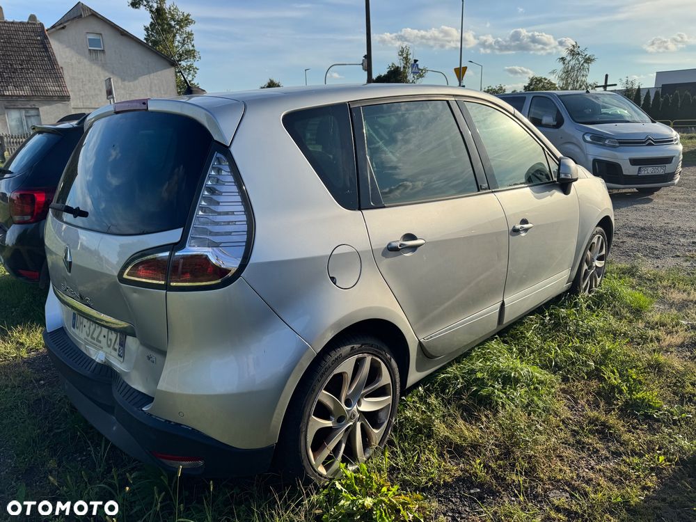 Renault Scenic 1.6 dCi Energy Bose - 18