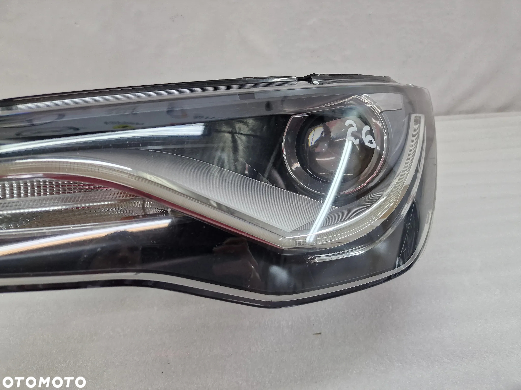 AUDI A1 8X0 10- XENON + LED LEWY LEWA LAMPA PRZEDNIA PRZÓD , ŁADNA , NIEUSZKODZONA , NR 8X0941005 , NR AUKCJI LPP26 - 8