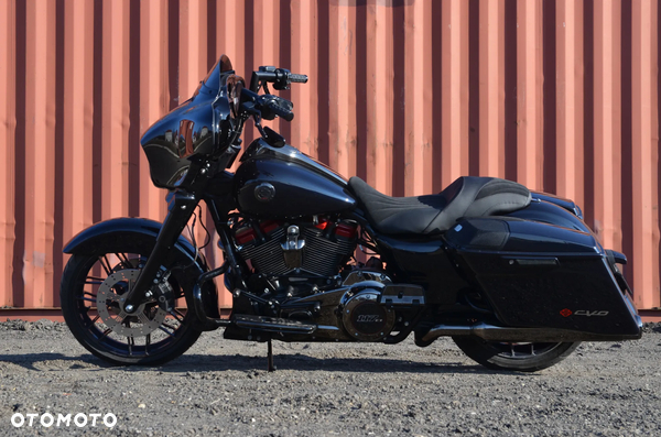 Harley-Davidson Touring Street Glide